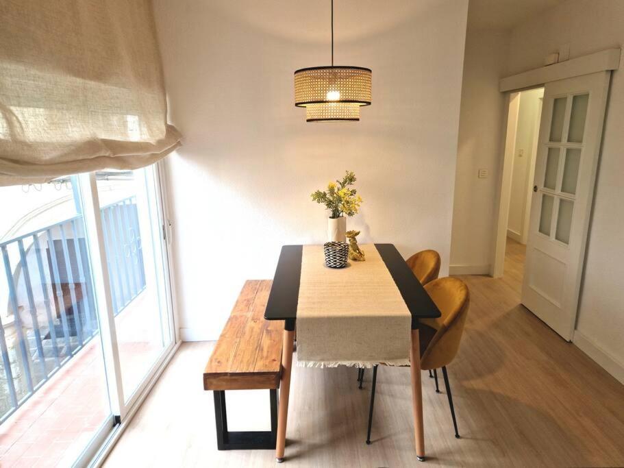 דירות Jaén Apartamento Plaza Cervantes מראה חיצוני תמונה