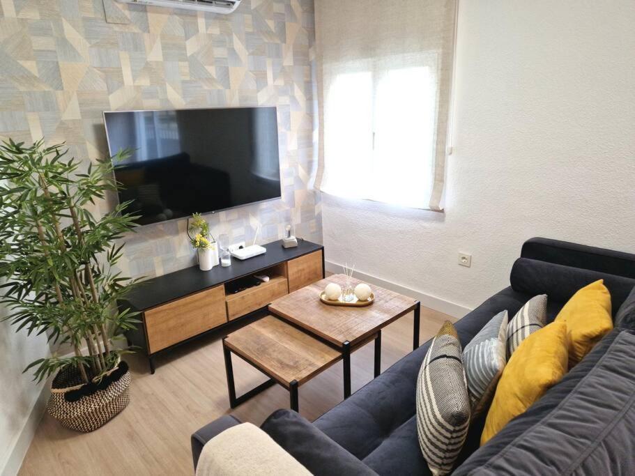 דירות Jaén Apartamento Plaza Cervantes מראה חיצוני תמונה